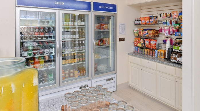 Moline Construction Management Inc Hilton Garden Inn Dallas Addison Snacks