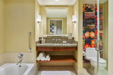 Moline Construction Management Inc Renaissance Las Vegas Hotel Bathroom